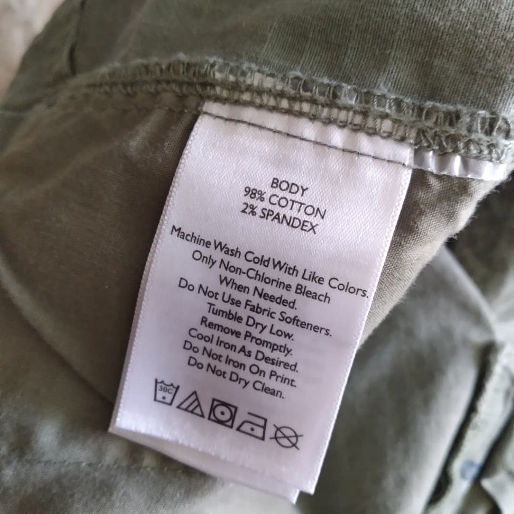 Eddie Bauer women's Adventurer printed shorts, size 4 - Picture 7 of 10